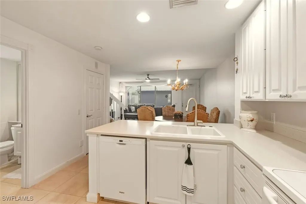 8124 Josefa Way Naples FL 34114