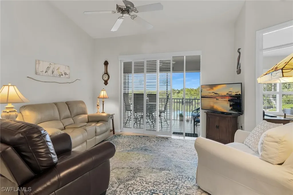 278 Newport Drive Naples FL 34114