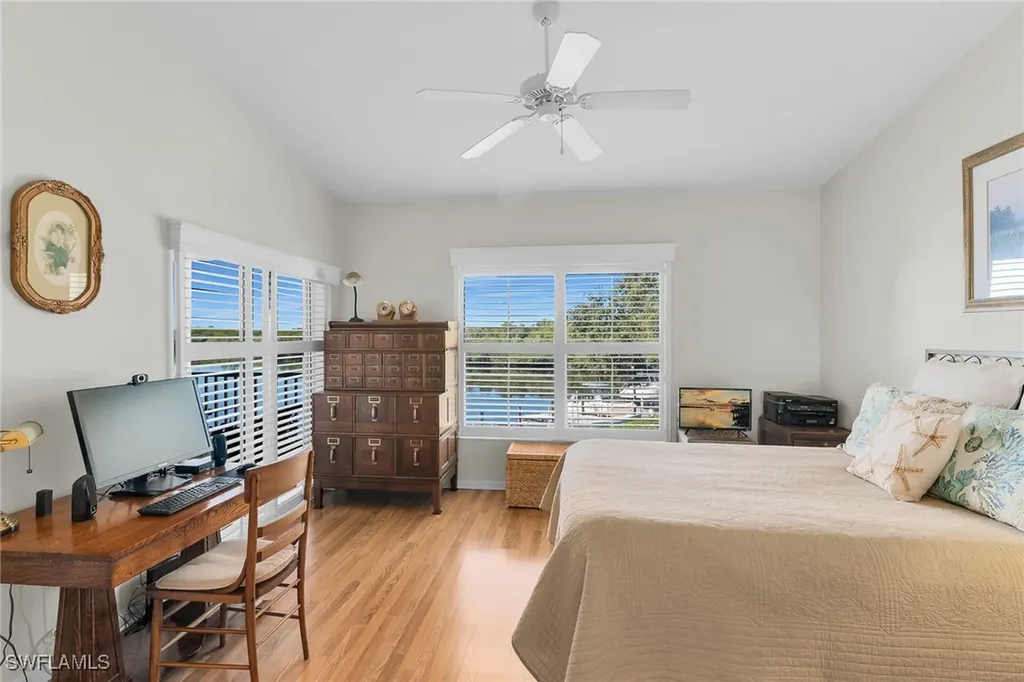 278 Newport Drive Naples FL 34114