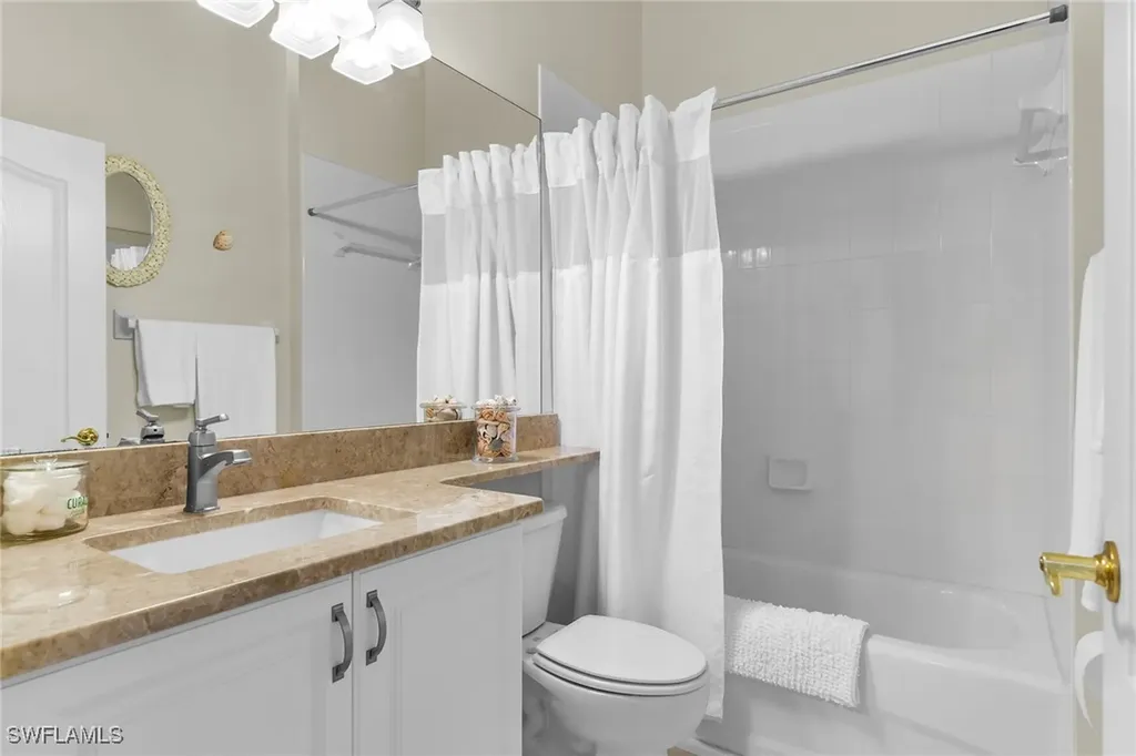 278 Newport Drive Naples FL 34114