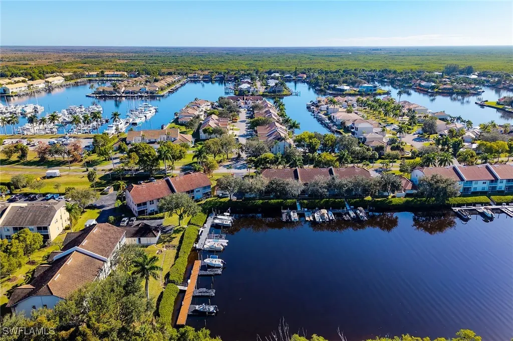 278 Newport Drive Naples FL 34114