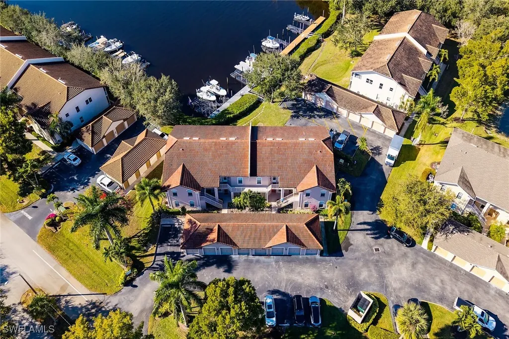 278 Newport Drive Naples FL 34114