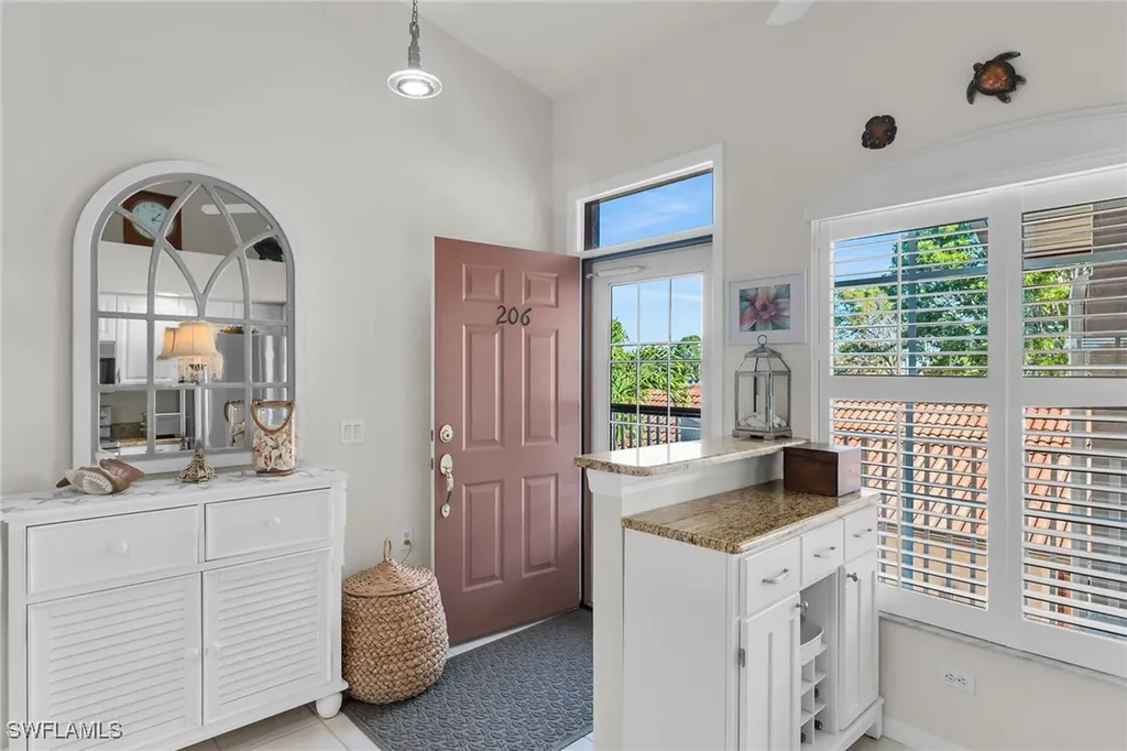 278 Newport Drive Naples FL 34114