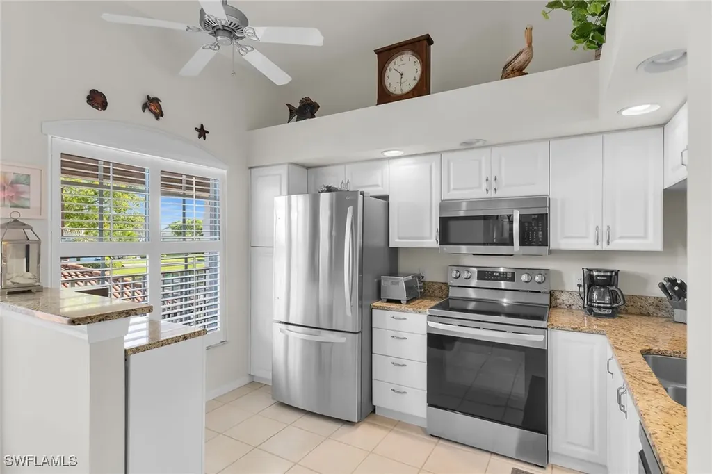 278 Newport Drive Naples FL 34114