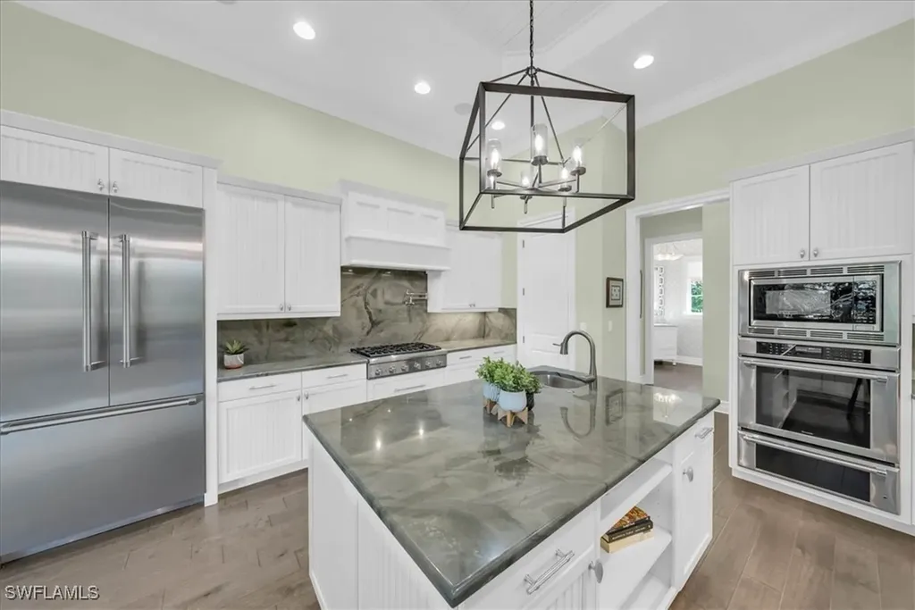 455 Bow Line Drive Naples FL 34103