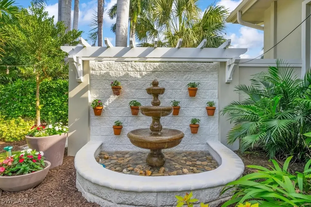 455 Bow Line Drive Naples FL 34103