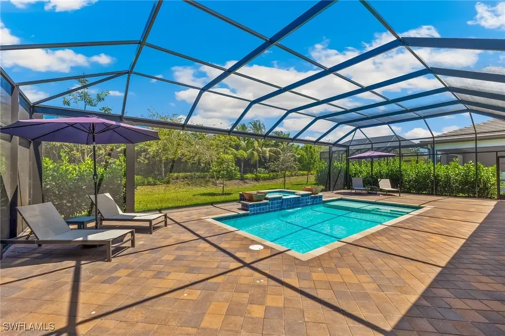 12005 Azalea Way Naples FL 34120