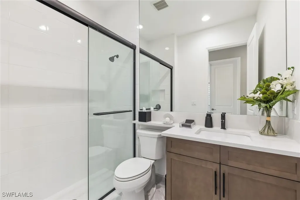 12005 Azalea Way Naples FL 34120