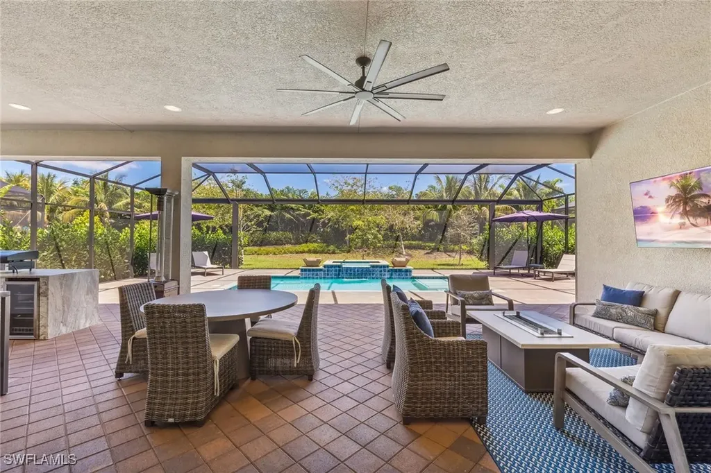 12005 Azalea Way Naples FL 34120