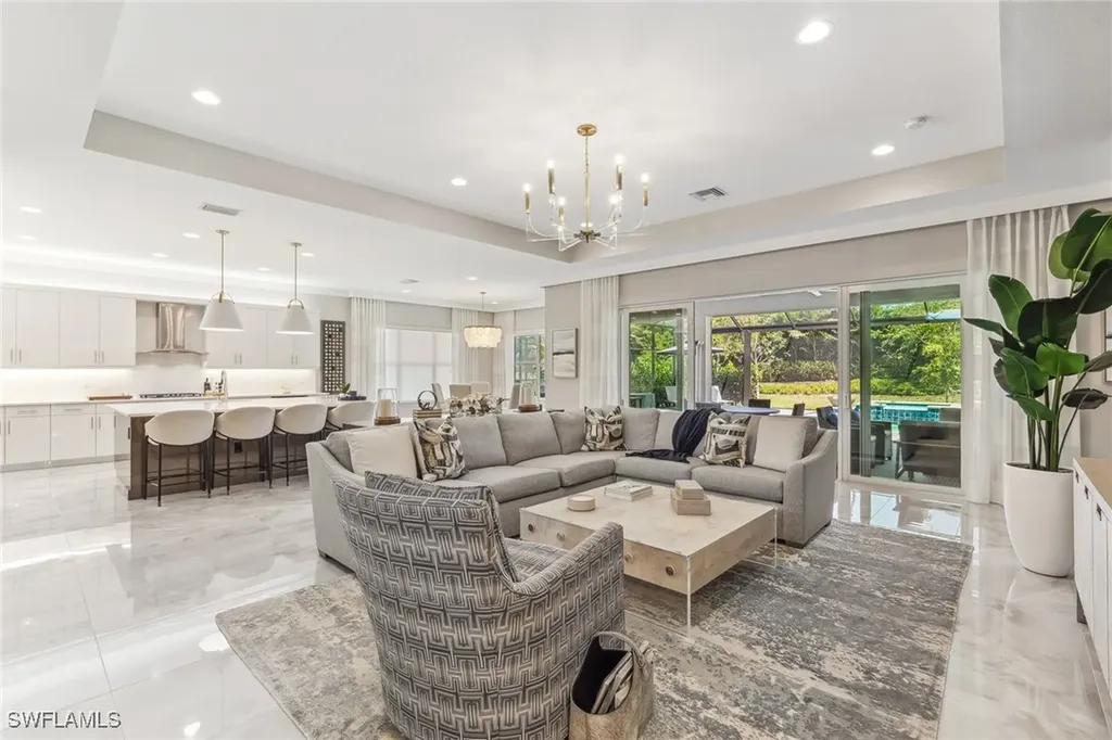 12005 Azalea Way Naples FL 34120