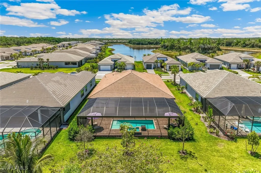 12005 Azalea Way Naples FL 34120