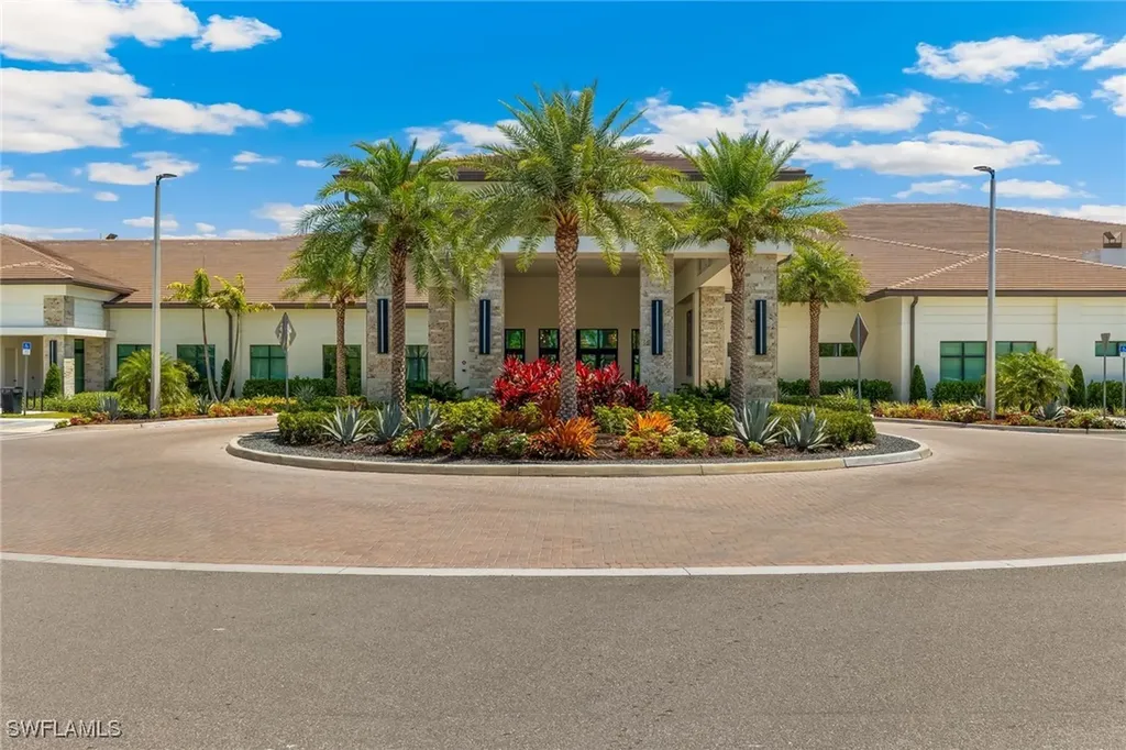 12005 Azalea Way Naples FL 34120