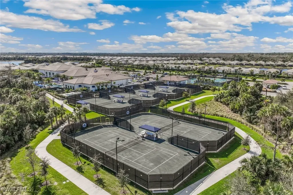 12005 Azalea Way Naples FL 34120