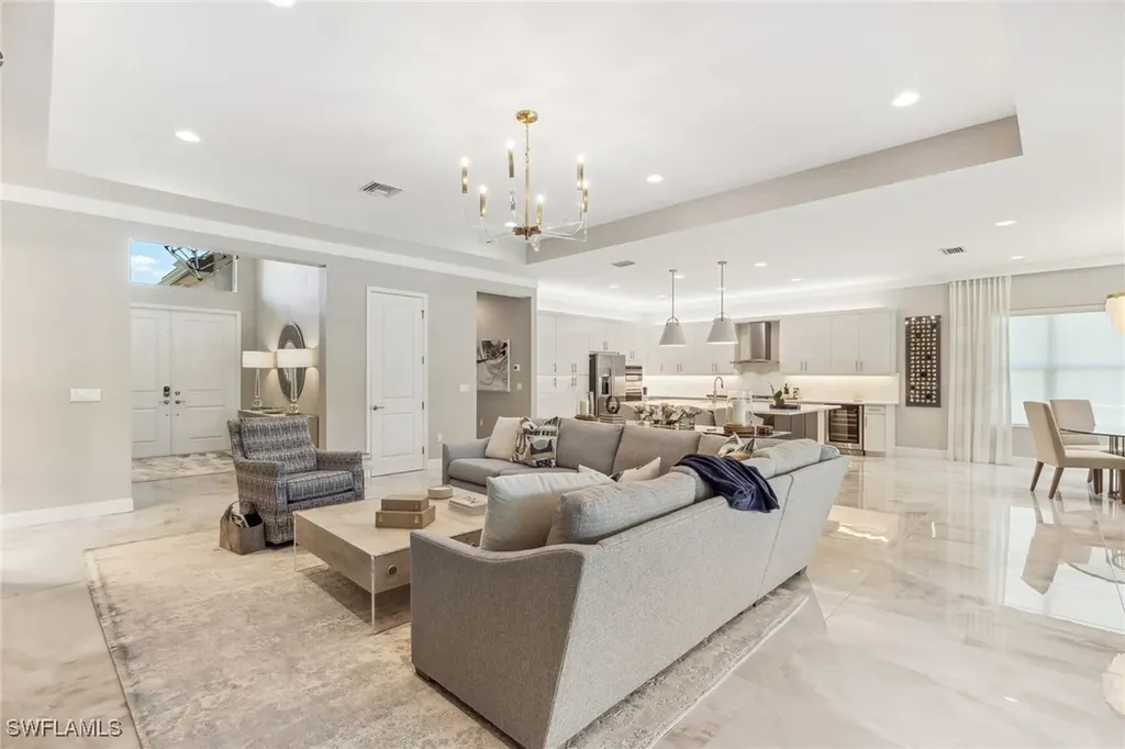 12005 Azalea Way Naples FL 34120
