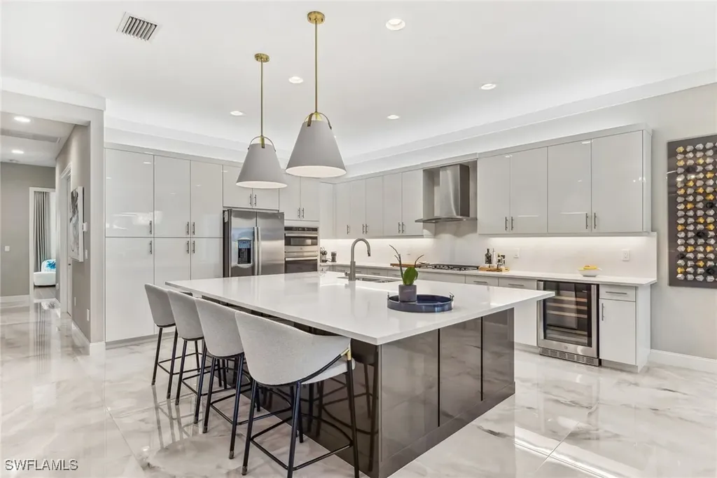 12005 Azalea Way Naples FL 34120