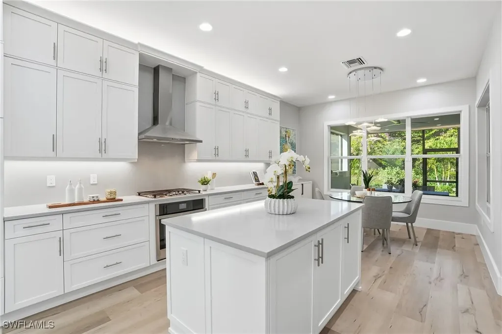 12021 Azalea Way Naples FL 34120