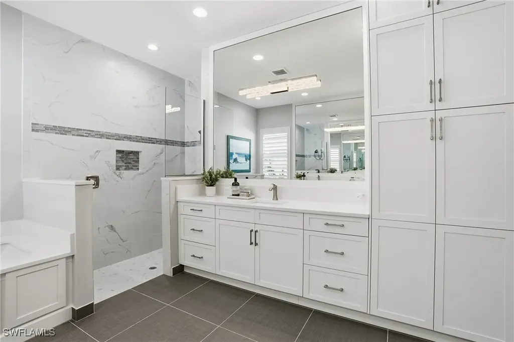 12021 Azalea Way Naples FL 34120