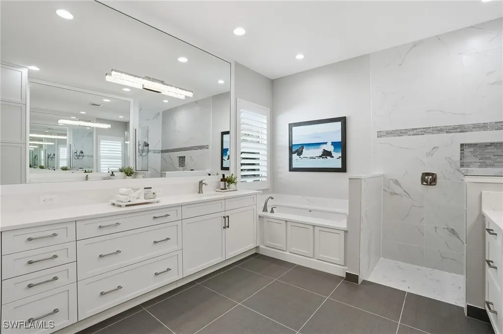 12021 Azalea Way Naples FL 34120