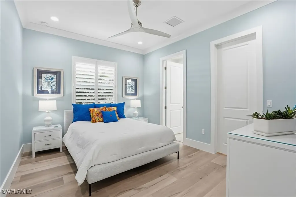 12021 Azalea Way Naples FL 34120