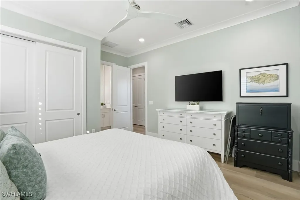 12021 Azalea Way Naples FL 34120