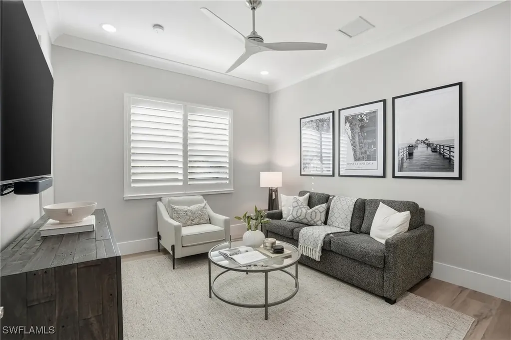 12021 Azalea Way Naples FL 34120
