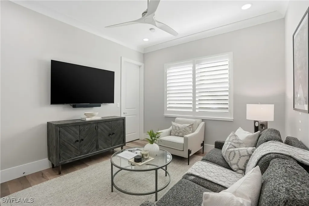 12021 Azalea Way Naples FL 34120