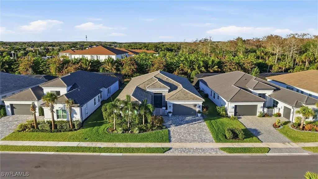 12021 Azalea Way Naples FL 34120