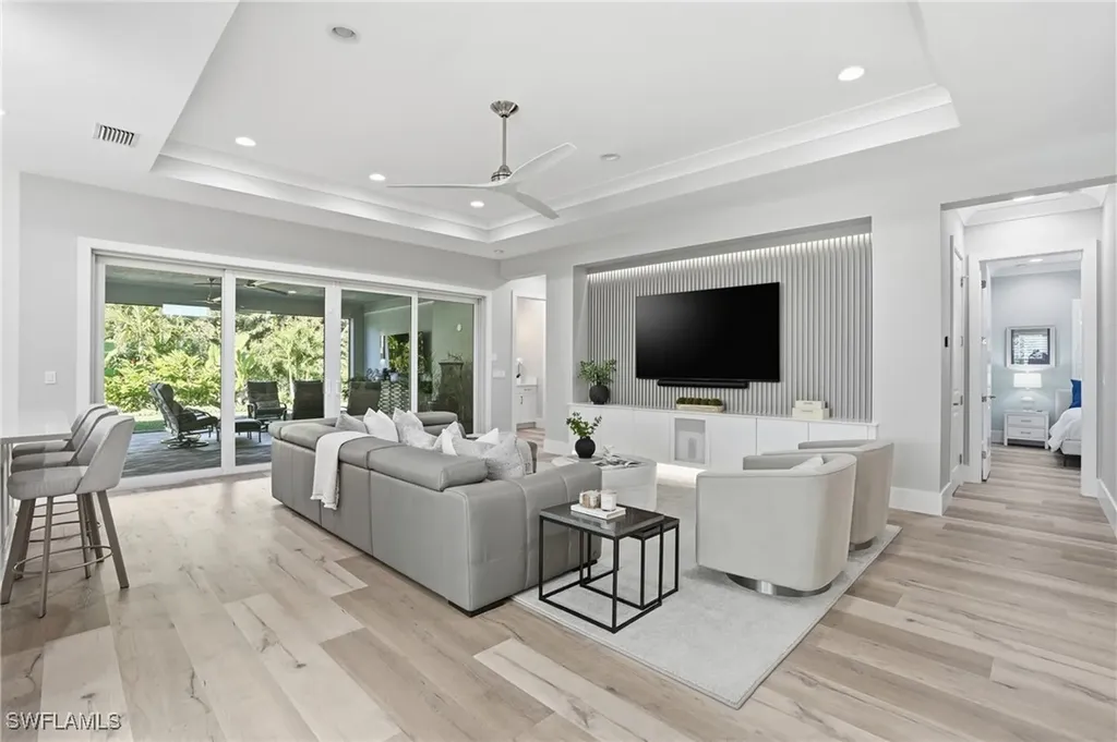 12021 Azalea Way Naples FL 34120