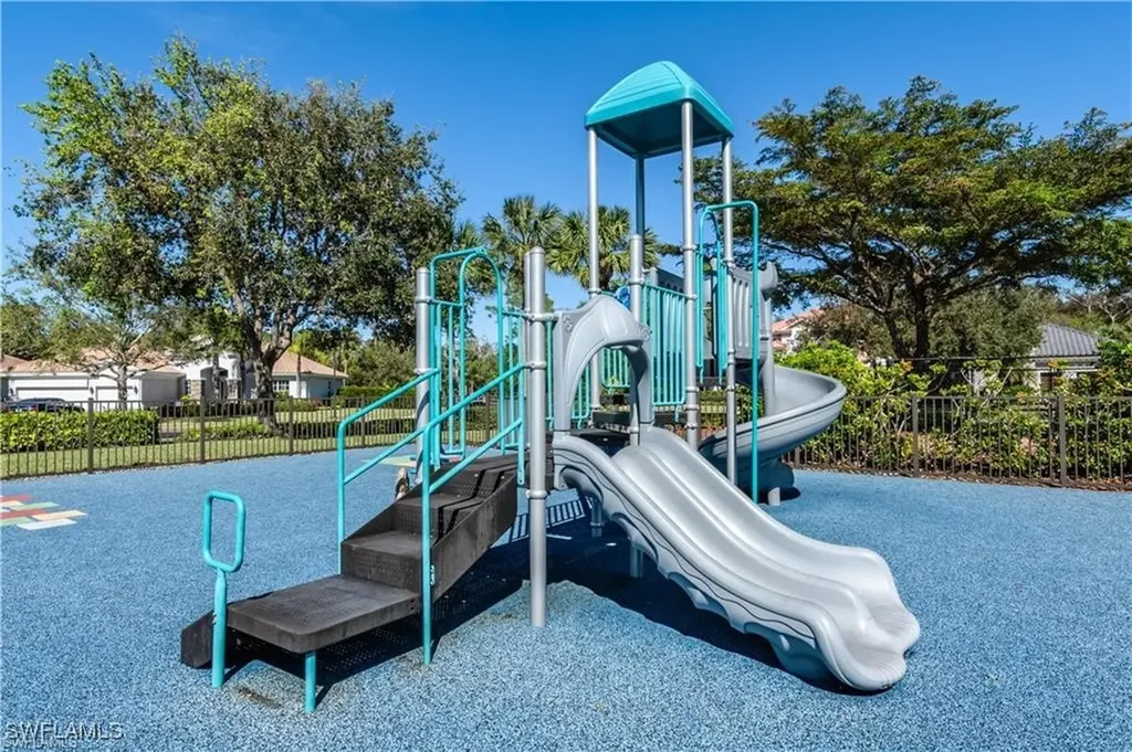 15954 Delasol Lane Naples FL 34110