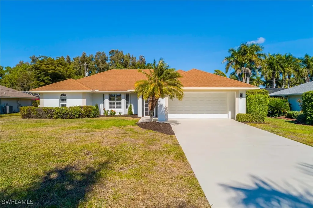 3660 Cartwright Court Bonita Springs FL 34134