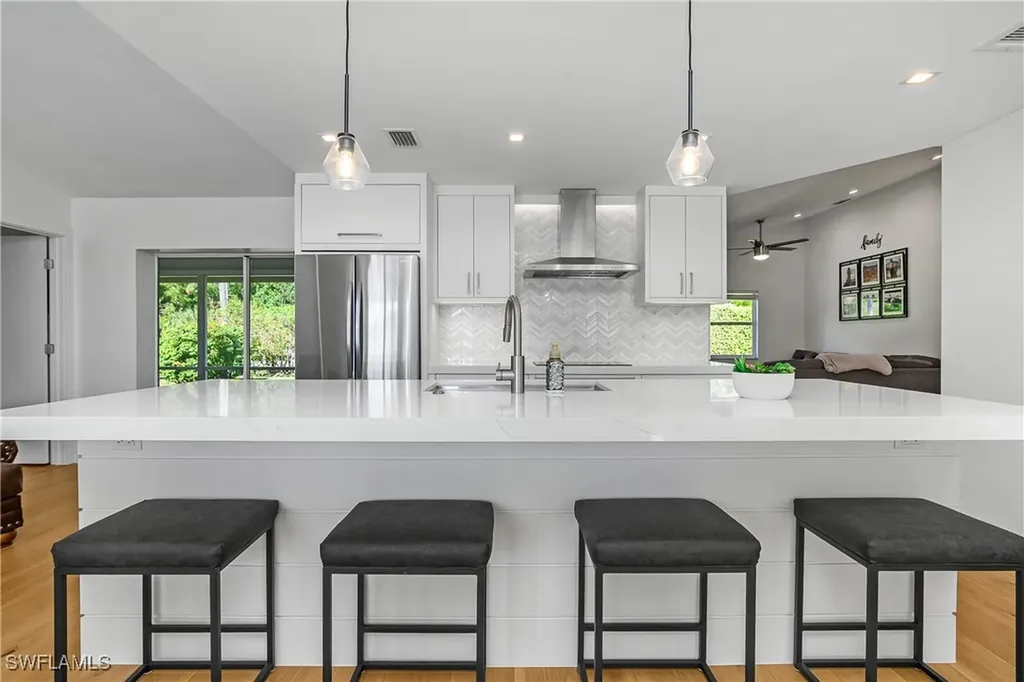 3660 Cartwright Court Bonita Springs FL 34134