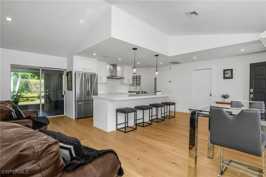 3660 Cartwright Court Bonita Springs FL 34134