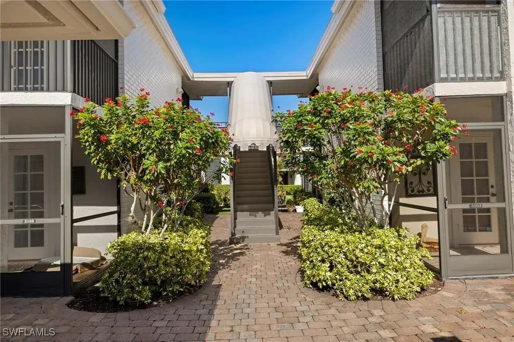 Naples FL, 3101 Riviera Drive