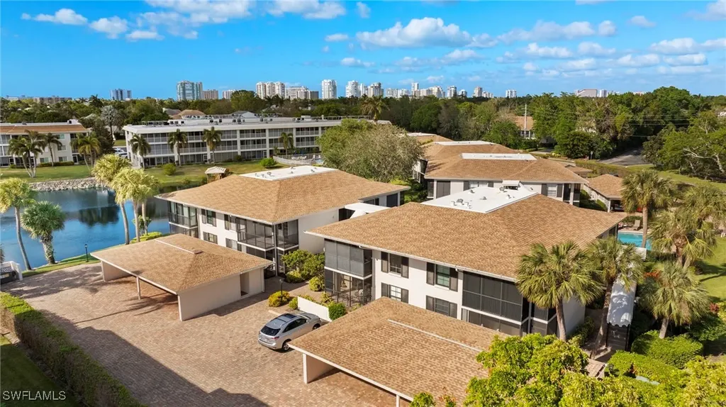 3101 Riviera Drive Naples FL 34103