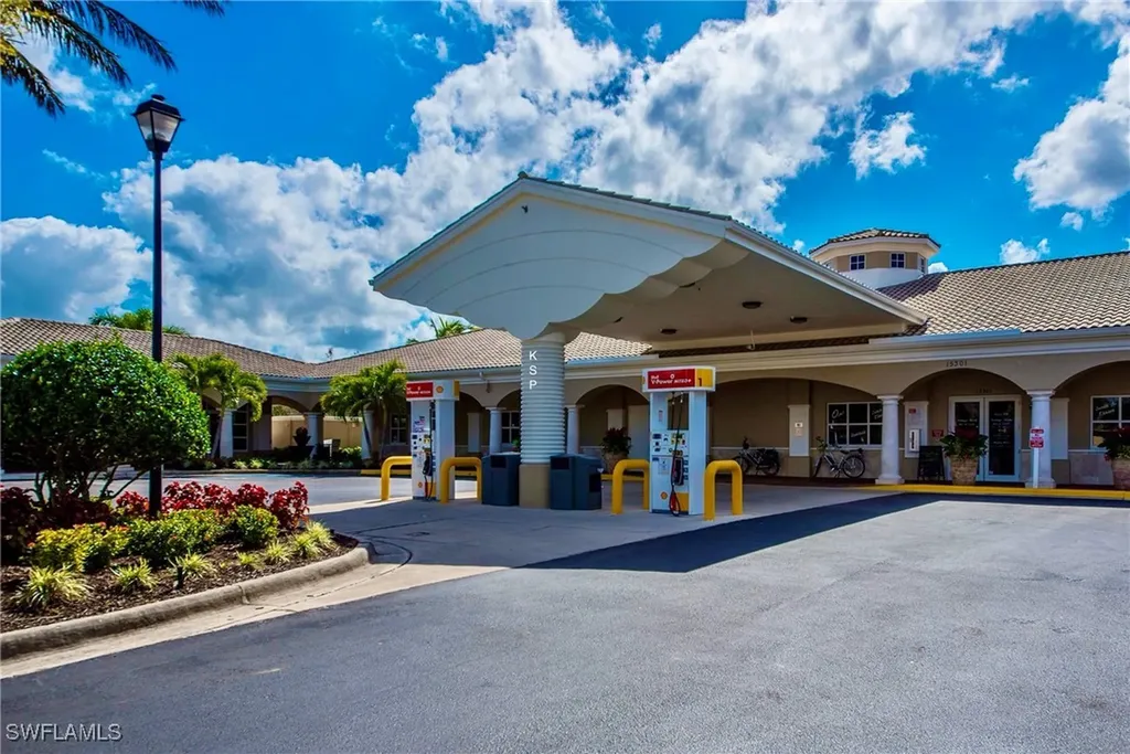 28574 Guinivere Way Bonita Springs FL 34135