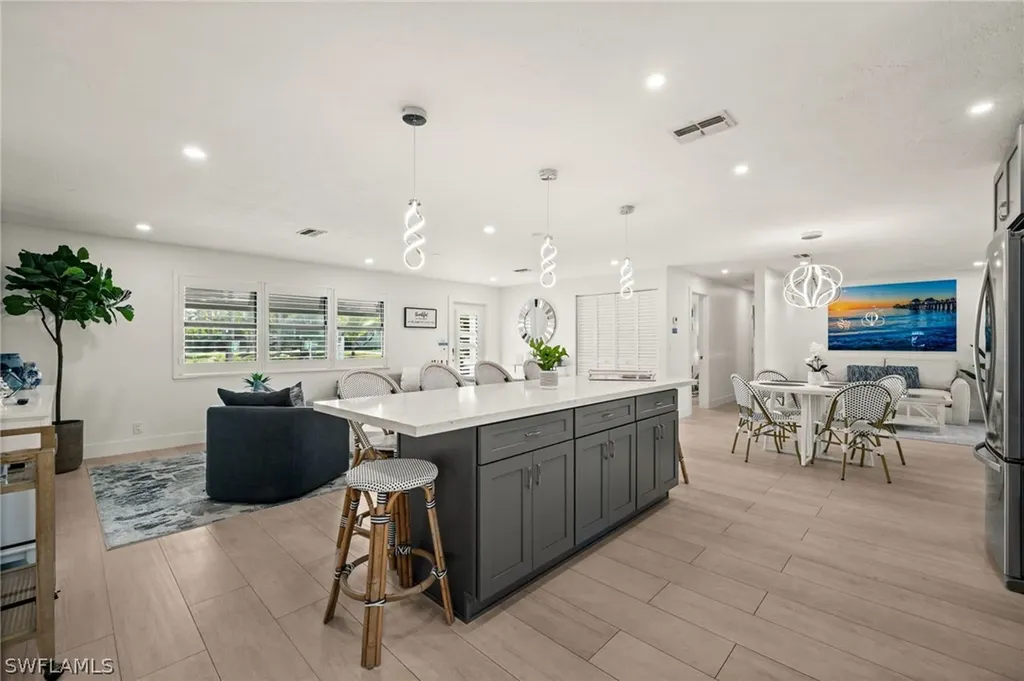 493 Willet Avenue Naples FL 34108