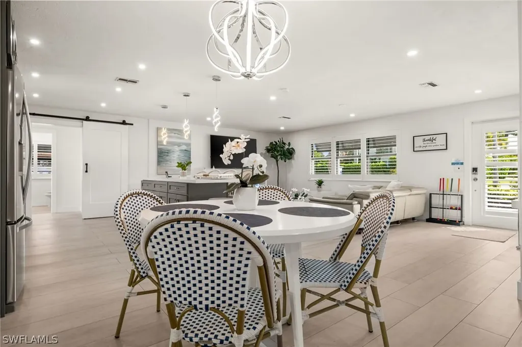 493 Willet Avenue Naples FL 34108