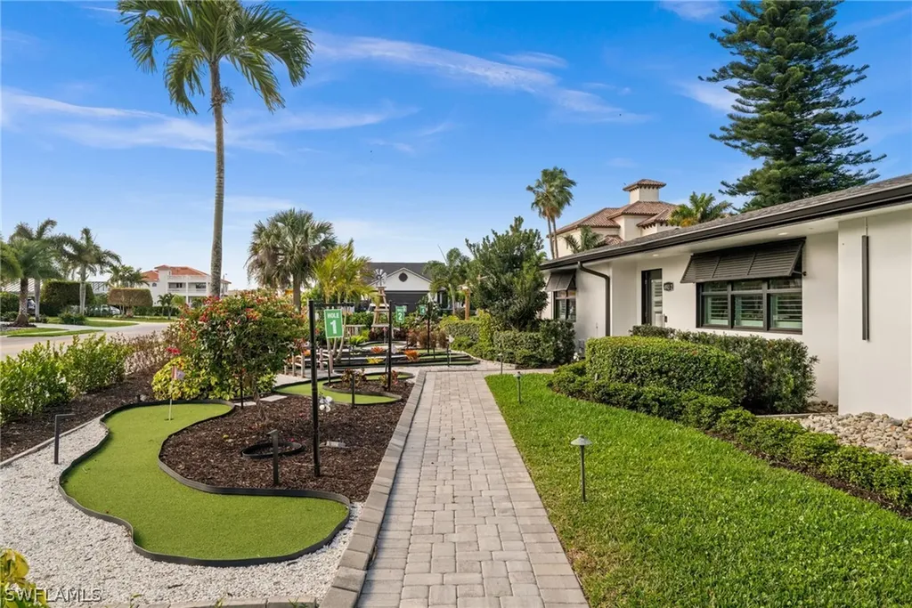 493 Willet Avenue Naples FL 34108