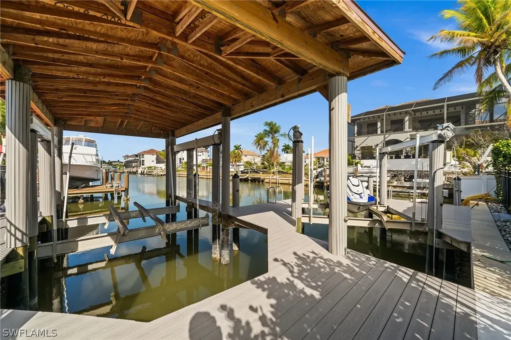 493 Willet Avenue Naples FL 34108