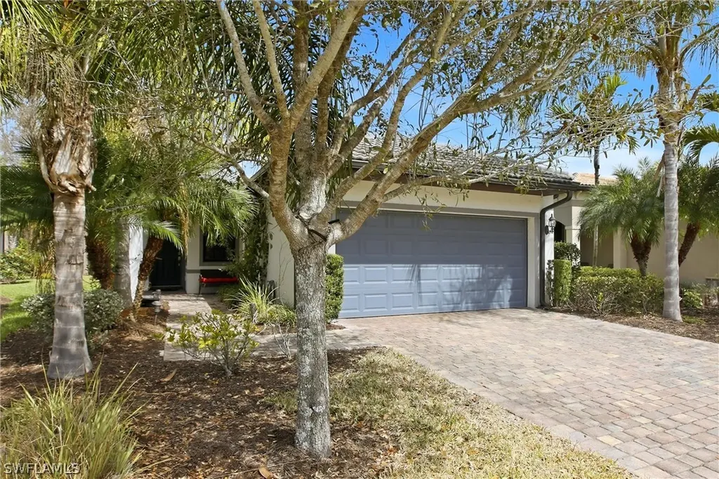 11216 Carlingford Road Fort Myers FL 33913