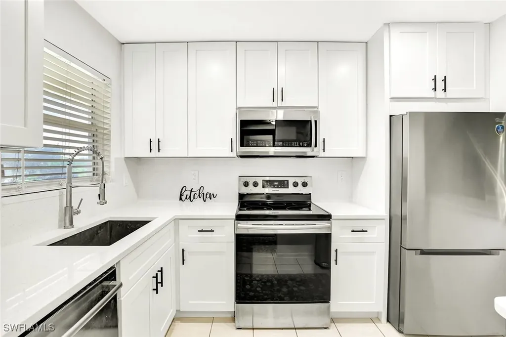 499 Forest Lakes Boulevard Naples FL 34105