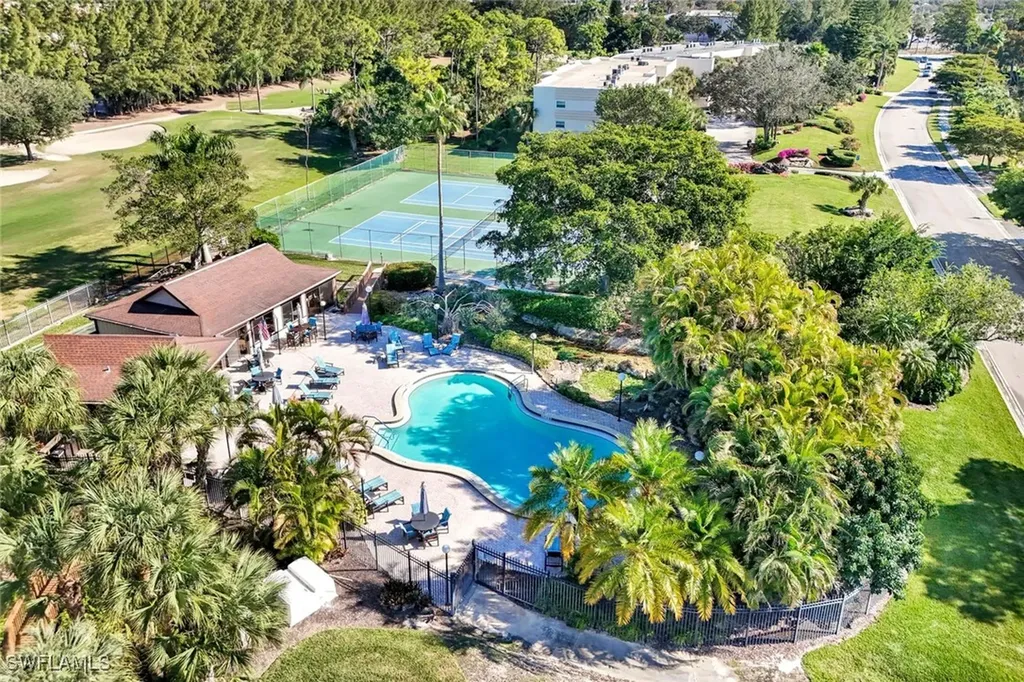 499 Forest Lakes Boulevard Naples FL 34105