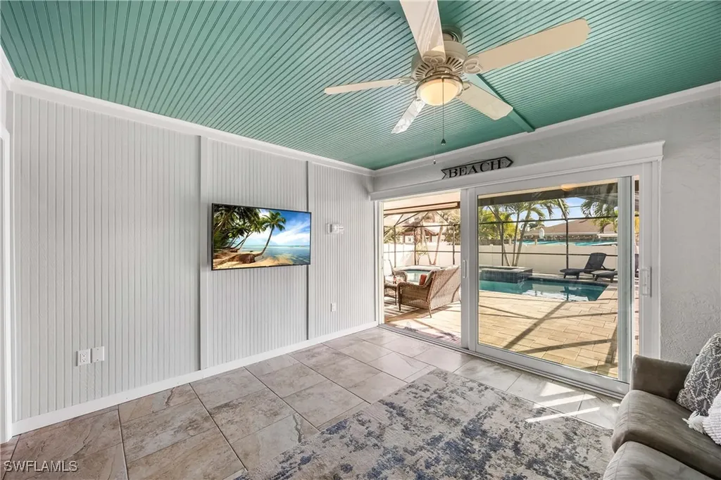 616 108th Avenue N Naples FL 34108