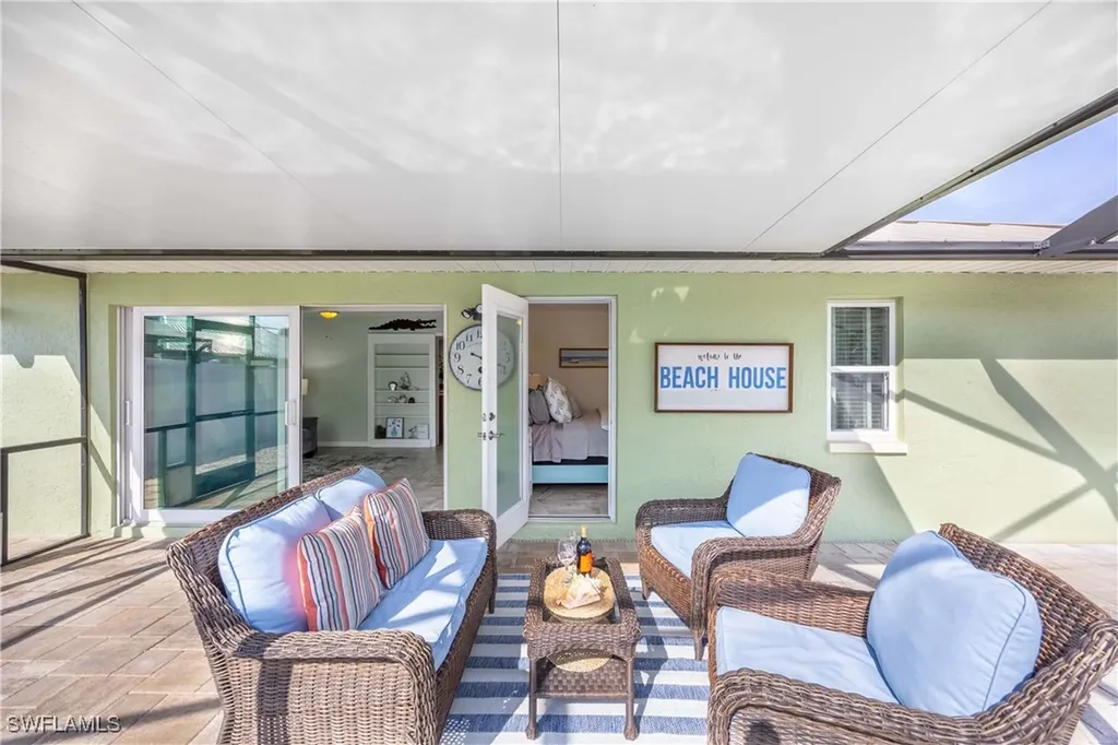 616 108th Avenue N Naples FL 34108