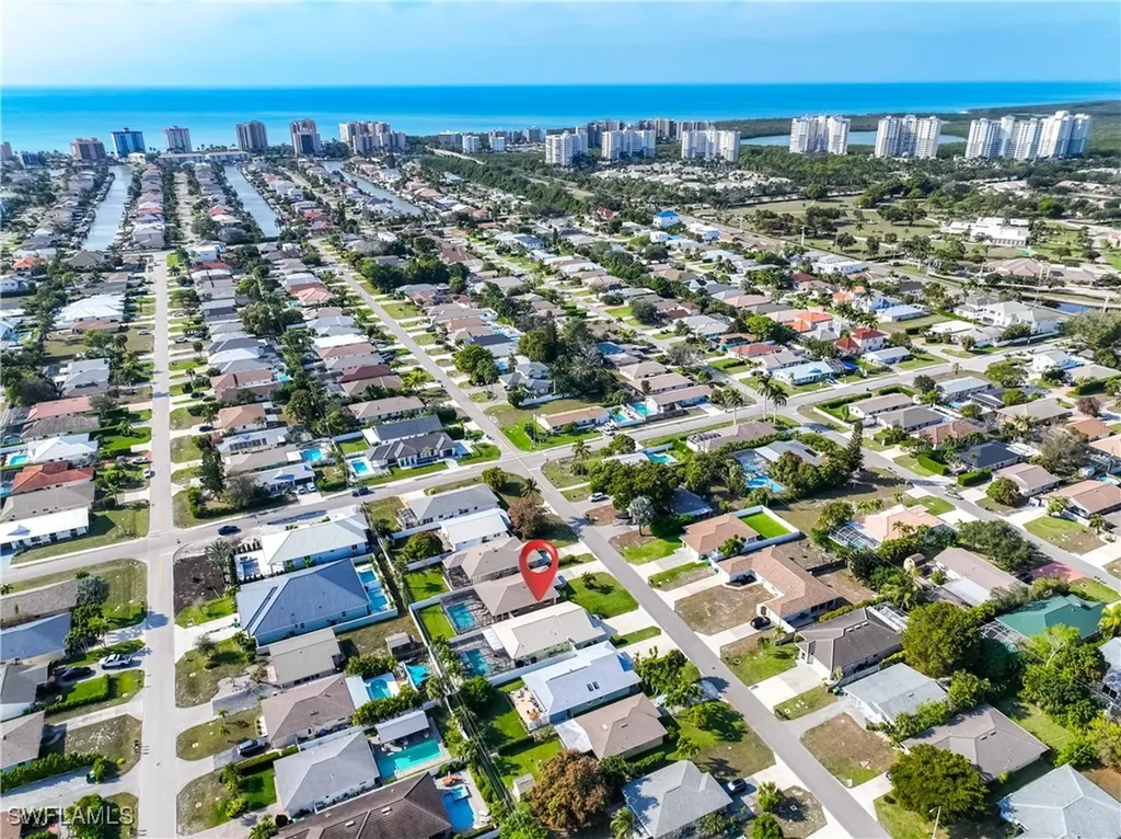 616 108th Avenue N Naples FL 34108