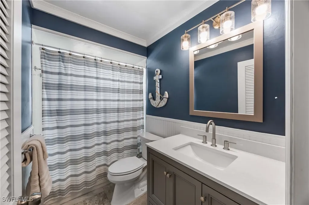 616 108th Avenue N Naples FL 34108