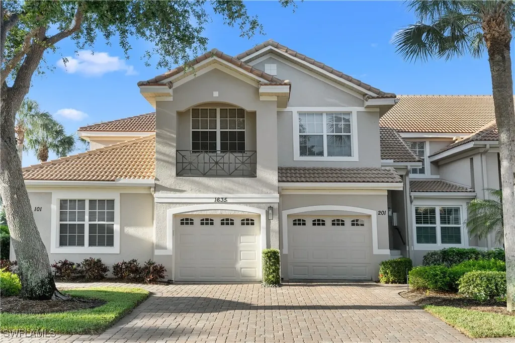 1635 Winding Oaks Way Naples FL 34109