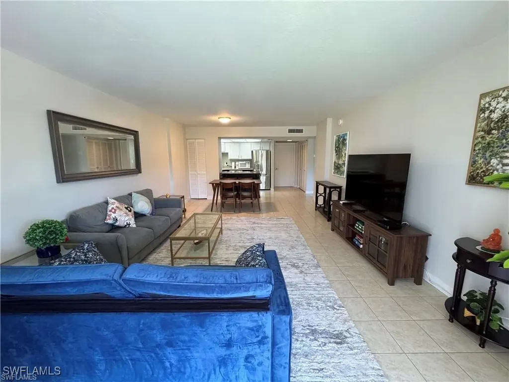 3 Bluebill Avenue Naples FL 34108
