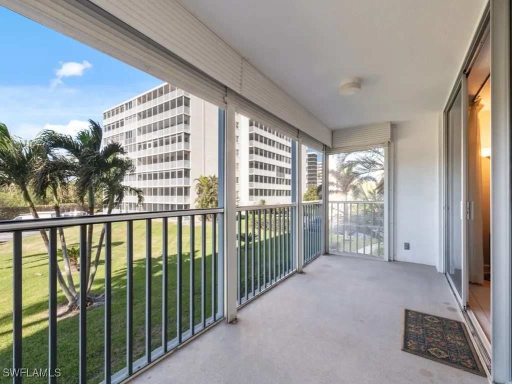 3 Bluebill Avenue Naples FL 34108