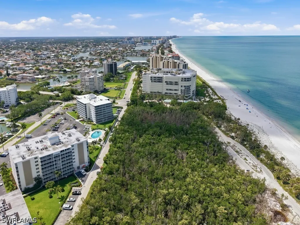 3 Bluebill Avenue Naples FL 34108